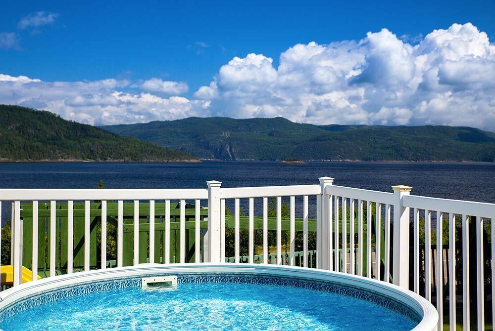 Chalets Condos Sur Le Fjord LʼAnse-Saint-Jean Buitenkant foto